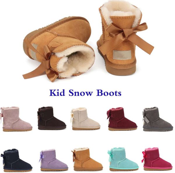 Stiefel UGGsity 2024 Neue Kinder Australien Schneestiefel Designer Kinder Schuhe Winter Classic Ultra Mini Botton Baby Jungen Mädchen Ankle Booties Kid Pelz Wildleder GH06