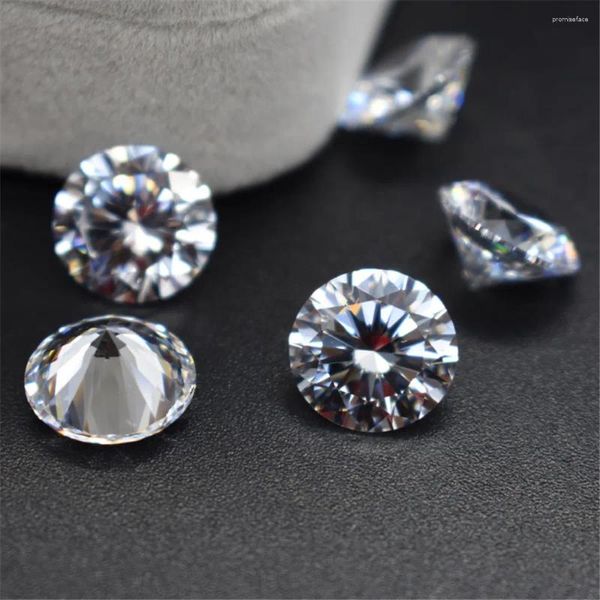 Lose Edelsteine, Güteklasse Kubikzirkonia, runder Diamantschliff-Edelstein, brillantes transparentes Weiß, 10 Herzen und Pfeile CZ010