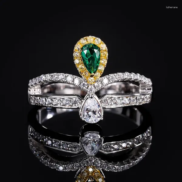 Cluster-Ringe Wunderschöner im Labor erstellter Tropfen-Smaragd-Rubin-Kronenring für Frauen 925 Sterling Silber Luxus-Designerschmuck Jubiläumsgeschenk Mädchen