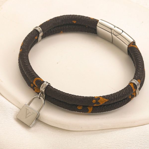 Stili di fascia alta Bracciale ad angolo in acciaio inossidabile Uomini di lusso Braccialetti placcati in oro 18 carati Designer di marca Bracciale in pelle con stampa di fiori Gioielli di Natale