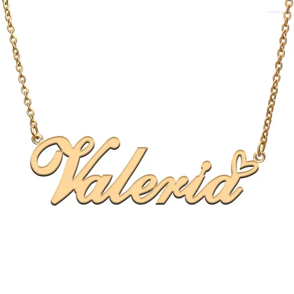 Collane con ciondolo Collana con nome Valeria Love Heart Collare personalizzato in acciaio inossidabile placcato oro per donne Ragazze Amici Compleanno Matrimonio