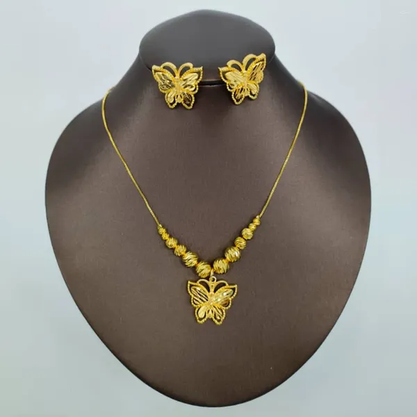 Set di orecchini e collana di gioielli placcati in oro africano per piccoli ciondoli da donna e regali di compleanno di fidanzamento da 2 pezzi
