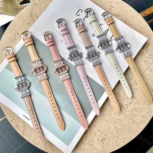 Altri accessori di moda Bracciale in pelle di lusso per IWatch Series 41 45mm 38 42 44mm 40 Pearl Decorate Women Wrist Cinge per Apple Watch 8 7 6 5 4 3 SE J230413