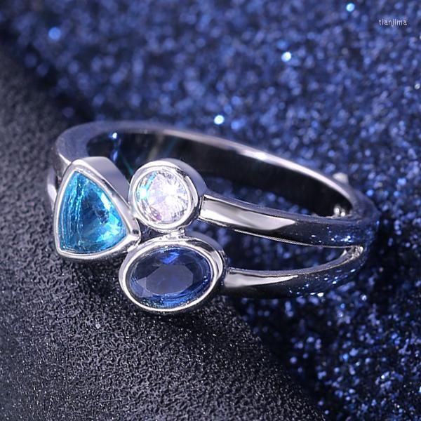 Anéis de casamento Round Oval Triangle Stone em um anel soberba Fasinando três diferentes bandas de engajamento de zircão em cores
