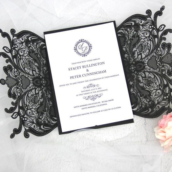 Cartões de felicitações Imprima a laser elegante de renda personalizada Cut Card Card de convite de casamento Invitamentos de batismo de aniversário com fita e diamante