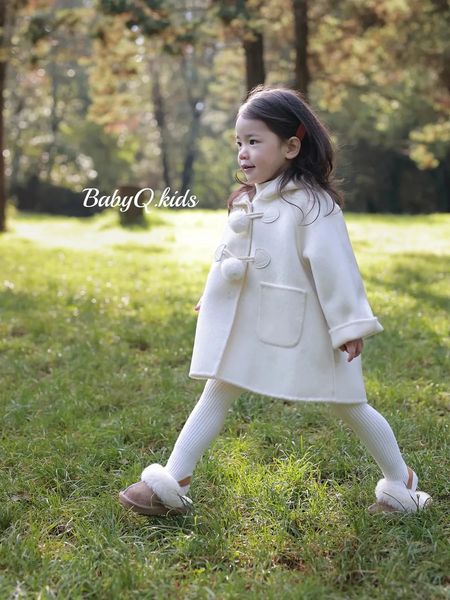 Mantel 2023 Herbst Kleinkind Kinder Wolljacken für Mädchen Niedliche Kapuzenkleidjacke mit Taschen Kinder Herbst Outwear Trench 231113