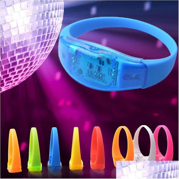 Led Çılgınca Oyuncak Oyuncaklar Sesactivated Luminous Bilezik Titreşim Sensörü Sile Bilek Kayışı Tezahürat Props Bar Festival Malzemeleri Deliv DHPSC