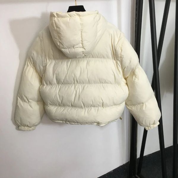 Parka in piumino da donna 2326568 0Giacca da donna a maniche lunghe stile 23 con cappuccio e maniche sul petto che possono essere staccate in un gilet 231114