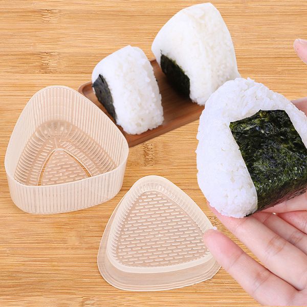 Sushi-Werkzeuge 2-teiliges dreieckiges Kunststoff-Sushi-Reisbällchen-Hersteller-Form-Onigiri-Form-Set Küchenhelfer-Zeug transparentes Bento-Zubehör 230414