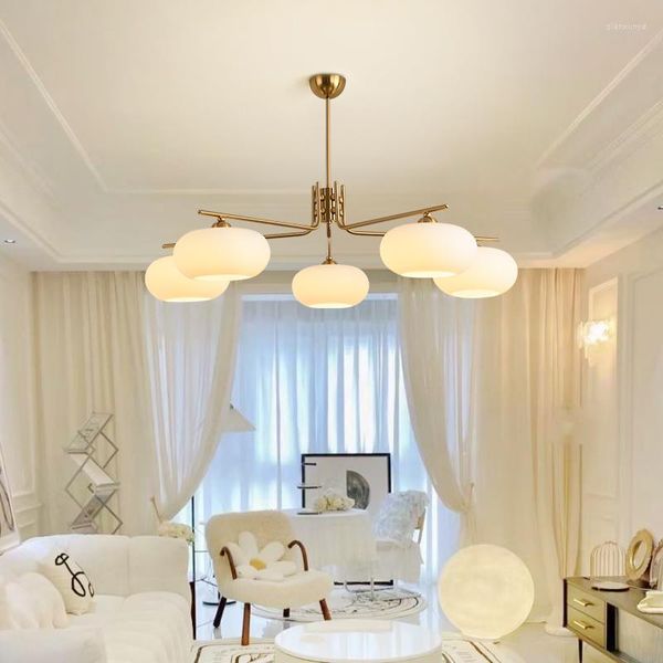 Стеновая лампа гостиная хурмонская люстра столовая современная минималистская кровать для завтрака
