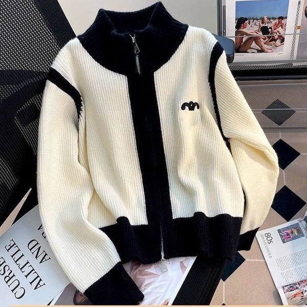 Sonbahar Sweaters Kadın Tasarımcıları Üç Boyutlu Nakış Logosu Uzun Kollu Renk Kontrast Kazak Gevşek Fermuar Örgü Günlük Moda Giysileri