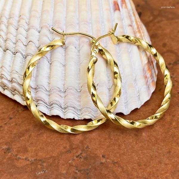 Brincos de argola huitan metal torção cor dourada feminino círculo temperamento acessórios de casamento nupcial joias de declaração