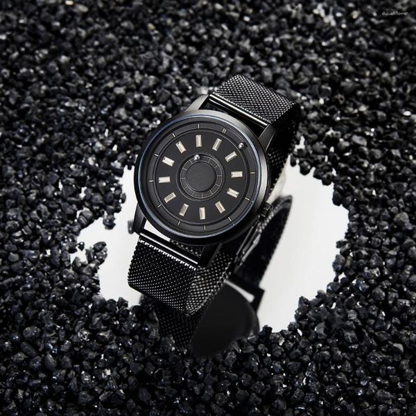 Relógios de pulso eutour homens relógio preto moda malha banda cinta reloj ímã magnético metal multifuncional relógios de quartzo masculino