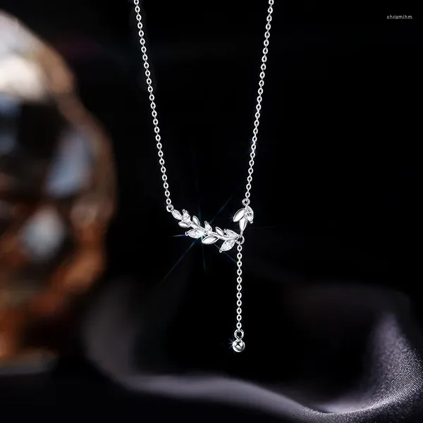 Ciondoli Moda Argento sterling 925 Scintillante Foglia Nappa Collane lunghe per le donne Commercio all'ingrosso di gioielli da sposa di qualità zircone di lusso