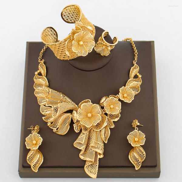 Set di orecchini per collana, gioielli brasiliani placcati in oro, design floreale e anello per bracciale africano da sposa, per gioielli di anniversario