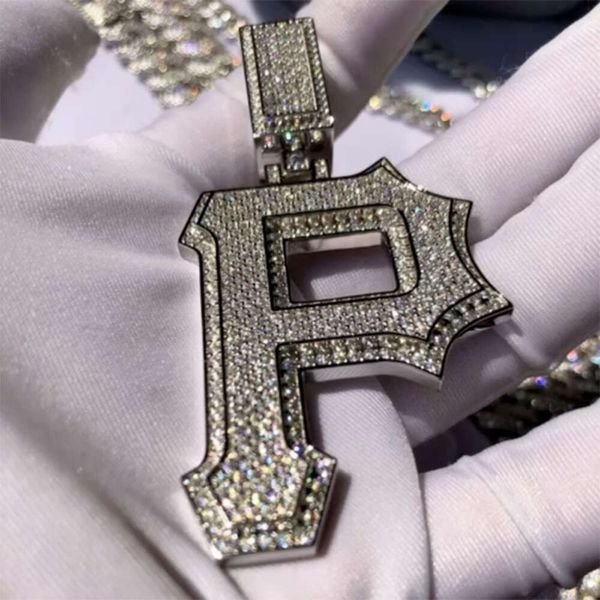 Ciondolo da uomo con lettera P in moissanite placcato oro bianco 14 carati con gioielli hip-hop personalizzati con festa