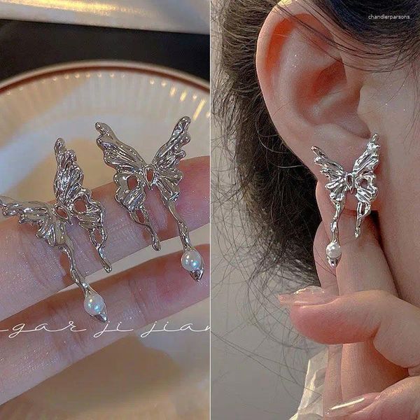 Orecchini a lobo Farfalla Design femminile Clip per orecchie Aghi in argento