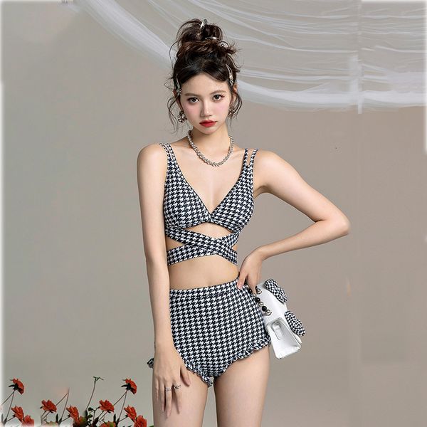 Costumi da bagno da donna Costume da bagno Bikini sexy da donna Moda coreana Costumi da bagno imbottiti Push Up Slim Fit Monikini Abbigliamento da spiaggia Nuoto Estate 230414