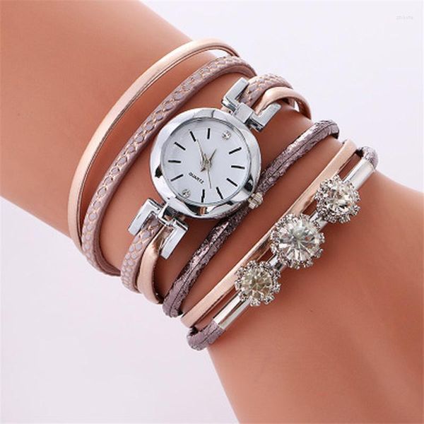 Orologi da polso Orologio da donna di lusso alla moda Bracciale con cinturino in pelle con cerchio di diamanti Orologi Casual elegante da donna con avvolgimento a corda lunga