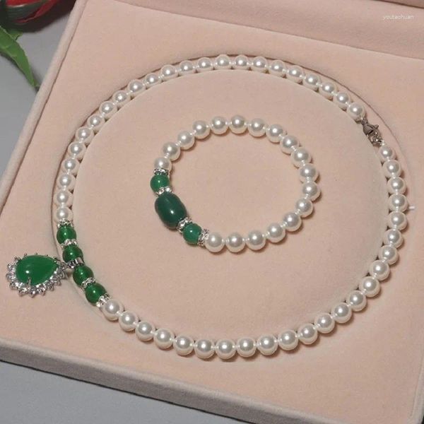 Collana orecchini set gioielli di perle naturali di conchiglia di mare profondo braccialetto di perline da 8 mm goccia d'acqua