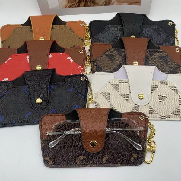 Borsa per occhiali da sole di lusso di vendita calda del designer Borsa per occhiali in pelle di alta qualità Custodia per occhiali Coppia Borsa per occhiali da sole Gancio Anello Portachiavi Set Accessori moda All'ingrosso