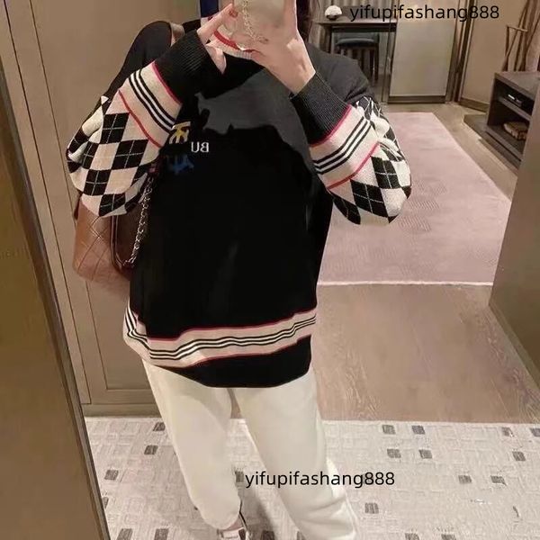 Burbe Tide Lüks TB Kadın Erkek Sweaters Klasik Tasarımcı Klasik Giyim Beyefendisi Hoodie Grafik Örgü Vintage Argyle Sweaters Hardigan Kaşmir Bububu