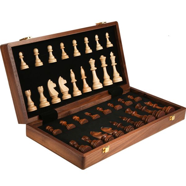 Schachspiel-Set Erstklassiges Holzklappspiel Große traditionelle klassische Handarbeit Massivholzstücke Walnussbrett Kindergeschenk-Brettspiel 230413