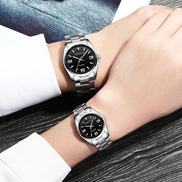Kol saatleri marka moda saatleri kadınlar lüks paslanmaz çelik analog kuvars saati izle kadın çiftini basit
