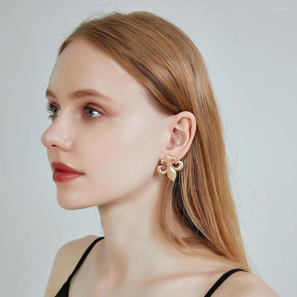 Dangle Earrings Geometry For Women Design Retro Jewelry Army Flower Badge Stud Earring Korean Fashion Charm Anchor