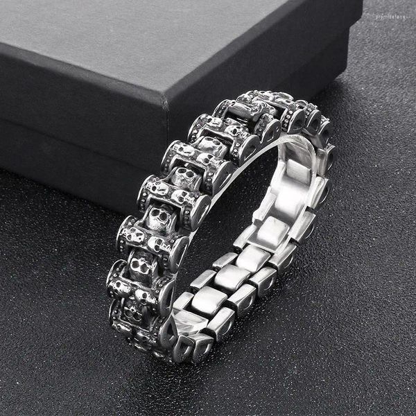 Charme Pulseiras HaoYi Estilo Vintage Pulseira de Crânio de Aço Inoxidável para Homens Sliver Color Watch Band Jóias Presente