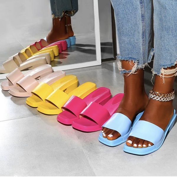 Designer g mulheres modernas chinelos pvc saltos sapatos famoso design mule sandálias sexy festa de verão deslizamento em sapatos slides para a senhora drop ship