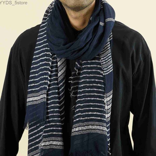 Шарфы 2023 Новый мужской повседневный шарф в полоску, зимний черный легкий и универсальный шарф в британском стиле YQ231114
