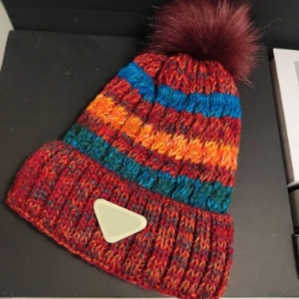 Cappelli multi-abbinamento Cappelli firmati Cappelli da Babbo Natale Cappelli da uomo in maglia spessa di cashmere Cappelli di lana esplosione di tendenza I cappelli da donna portano calore