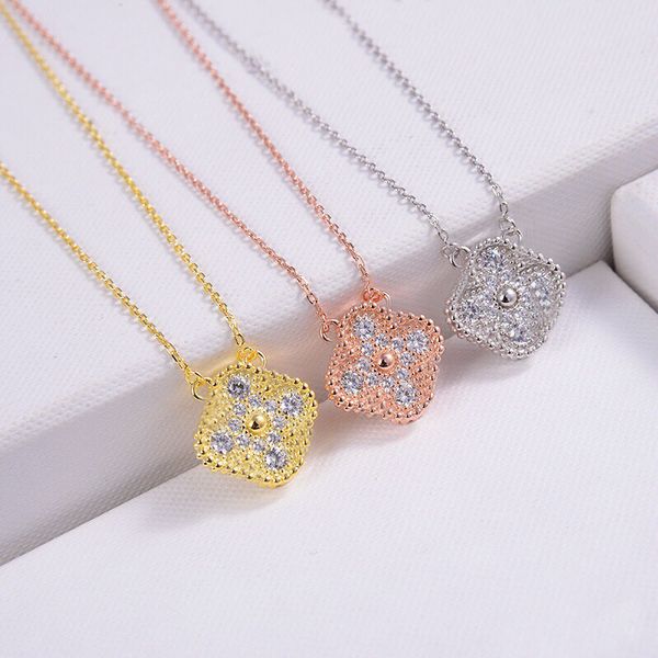 Luxo diamante colar de quatro folhas trevo colar feminino pingente banhado a ouro titânio aço designer jóias presente de noivado dos namorados