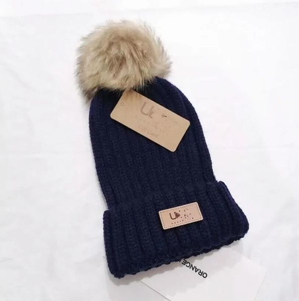 Designer Beanie Cap Herren Eimer Hüte Neue Mode Frauen Damen Warme Winter Beanie Große Kunstpelz Luxusmarke Pom Poms Bommelmütze Outdoor