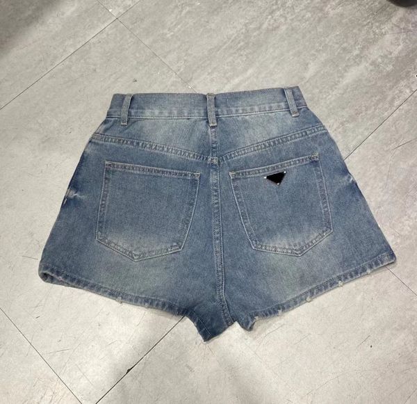 Pantaloncini a triangolo in denim Pantaloni da donna firmati alla moda Pantaloni estivi Causali Slim Capris Abbigliamento SML di alta qualità