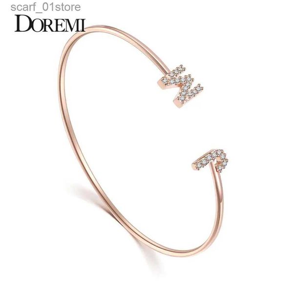 Corrente Doremi Pulseira de Carta Personalizada Pulseira de Bebê Zircônia Pavimentada Configuração Inicial Pulseira Criança Adulto Tamanho para Exclusivo Cuff JewelryL231115