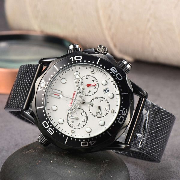 orologio da uomo orologi orologi di design di alta qualità MM logo O M GOmeg orologio di lusso designer mega orologio al quarzo Oujiahai Running Second Men's Mesh Belt Six Pin Full Work