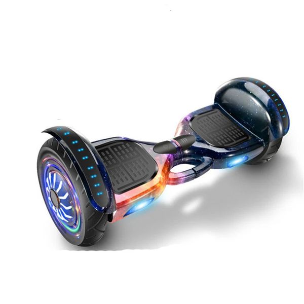 Bisiklet gideri bileşenleri Akıllı denge arabası iki tekerlek düşünme gövdesi yürüme oyuncakları mini elektrikli scooter 231114