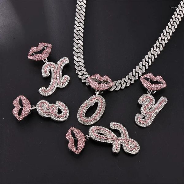 Anhänger Halsketten Hip Hop A-Z Pinsel Kursivbuchstaben mit kubanischer Kette Initial Zirkon Halskette Halsband für Männer Frauen Schmuck Red LipClasp