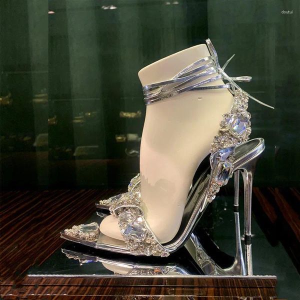 Kleid Schuhe Metallic Kristall Ankle-Tie Sandalen Frauen Schnüren Strass Luxus Design High Heels 2023 Frühling Runway