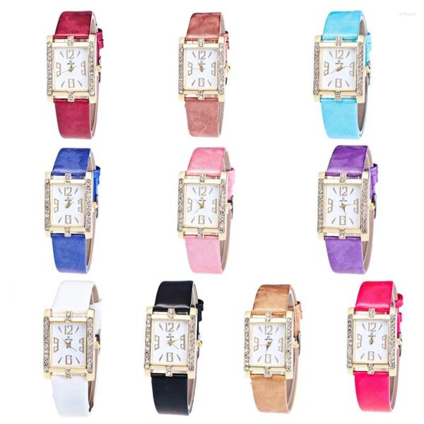 Relojes de pulsera Reloj de mujer Retro Colores de caramelo Diseño Banda de cuero Aleación analógica Cuarzo Muñeca Venta de productos 2023 Top Luxury