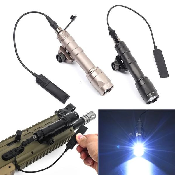 Lanternas Tochas Lanterna Tática M600C Lanterna Surefir Arma Scout Light 600Lumen Pistola com Interruptor de Pressão 231115