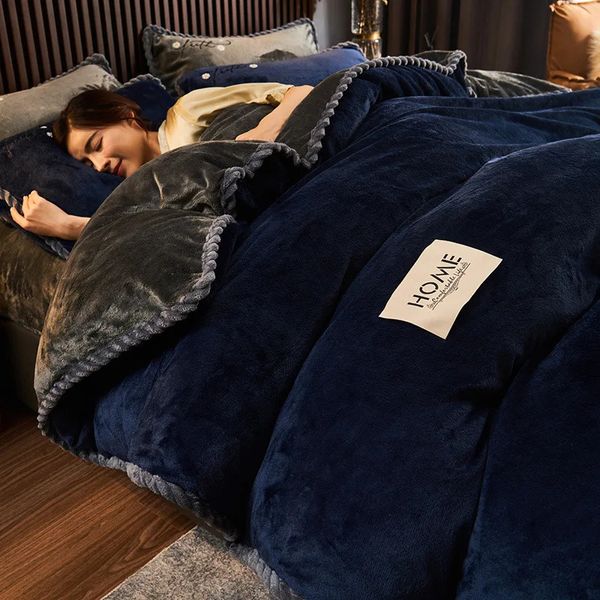 Set di biancheria da letto Velluto di latte blu Copripiumino morbido e caldo Queen Size Coperta invernale in peluche a doppia faccia di lusso 231115