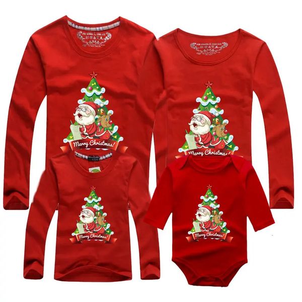 Família combinando roupas roupas de família camisola de natal tshirt mãe pai bebê das mulheres dos homens pára-quedas menino menina inverno topo 231115