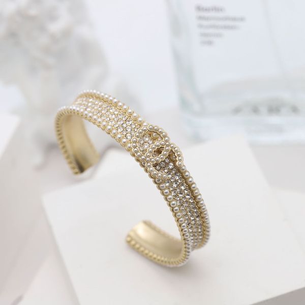 Designer jóias banhado a ouro latão luz luxo de alta qualidade cheia de diamante contas de arroz personalizado temperamento abertura pulseira decorativa feminina
