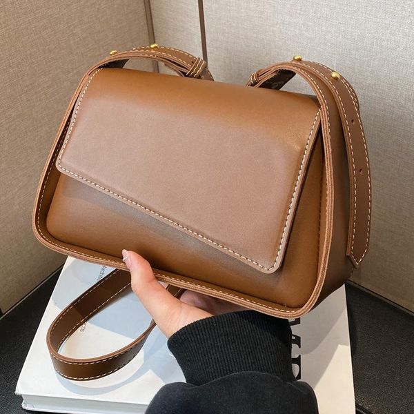 Abendtaschen 2023 Messenger Bag Crossbody für Frauen Magnetschnalle Luxus Designer Handtasche Vielseitige Einfarbige Handytasche