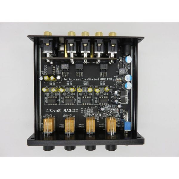 FreShipping 1 Entrada 4 Saída RCA Distribuidor de áudio amplificador sem perda de áudio Splitter NE5532 OP AMP com amplificadores de controle de volume de tom Ophg