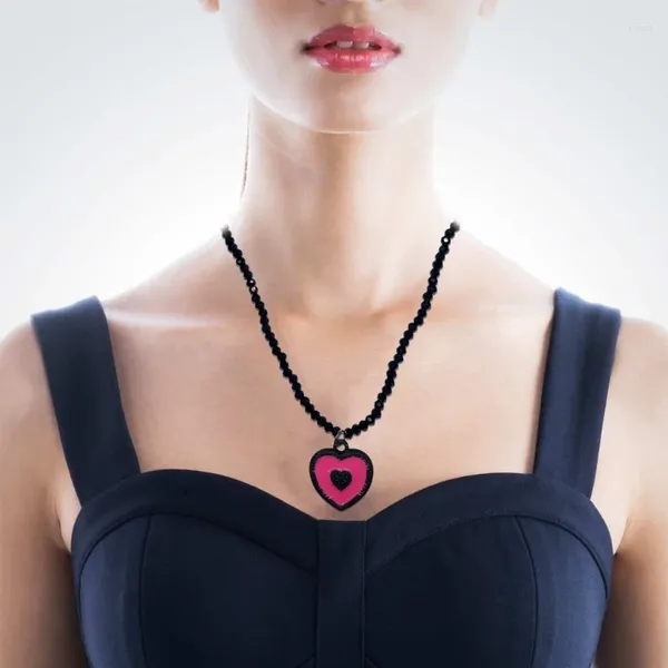 Collane con ciondolo Collana girocollo con perline di moda per le donne Regalo gioielliere con catena a clavicola per ragazze estive con cuore dolce bohémien