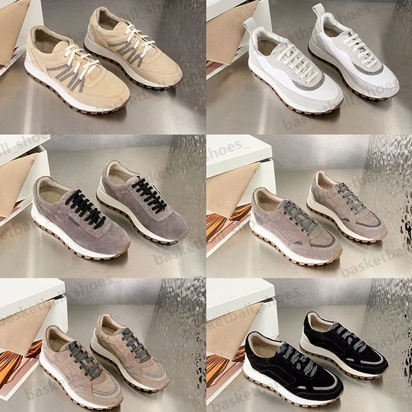 Scarpe casual da donna in pelle scamosciata Aus di design con punta tonda Scarpe da ginnastica sportive all'aperto alla moda che raccolgono scarpe da lavoro da sposa